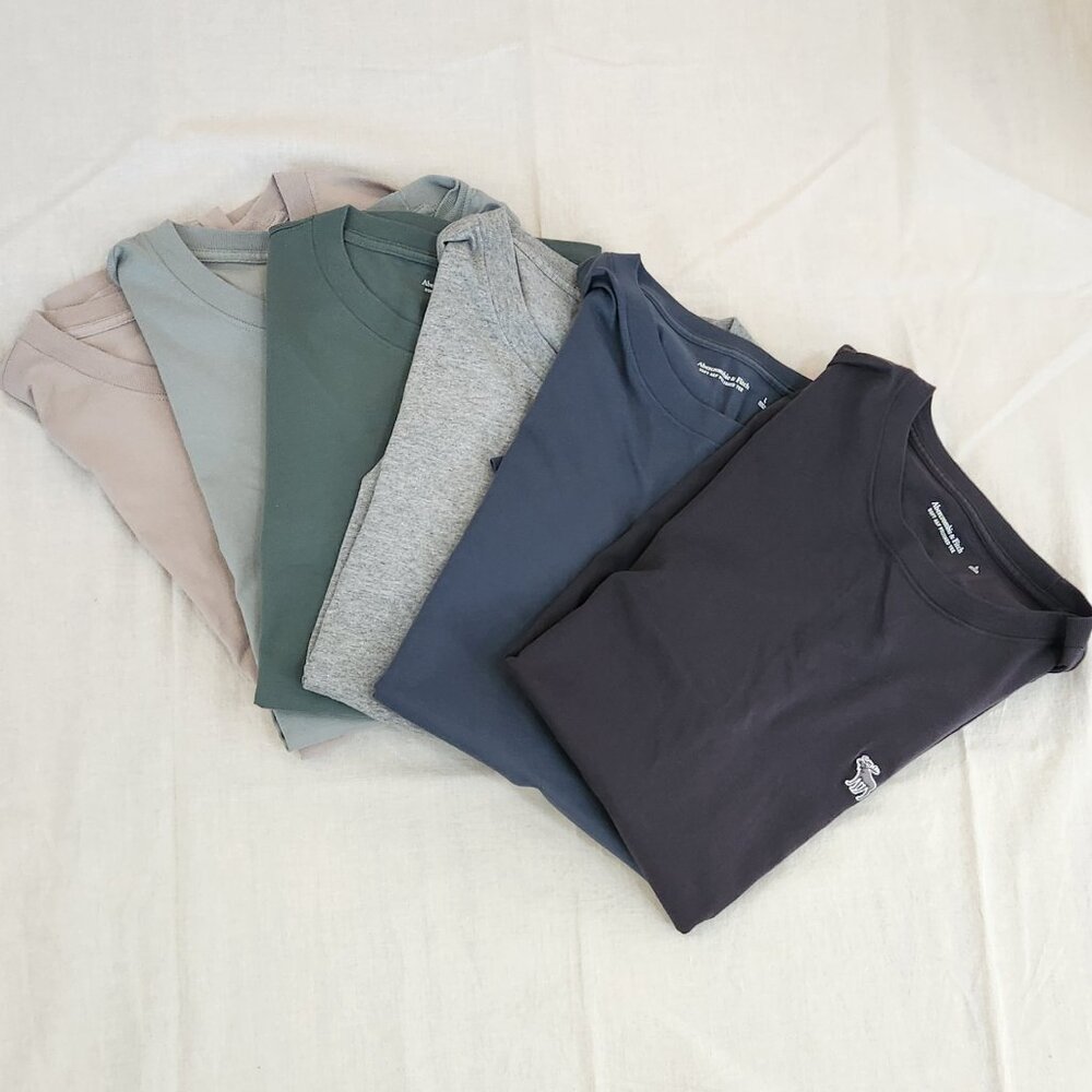 Men's Abercrombie and Fitch - T-shirt 6 pack - Size Large, Various Colors - Picture 13 of 15